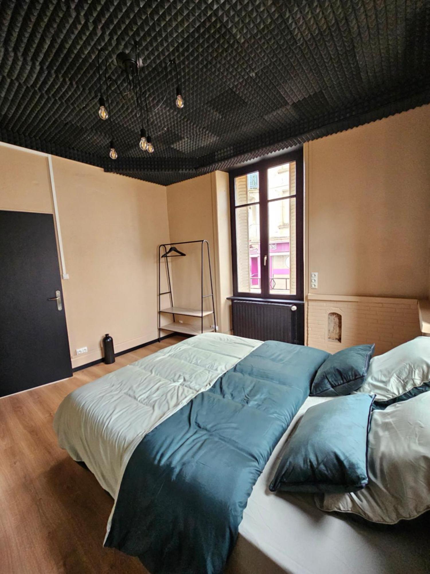 Black Box Cinema Appartement Avec Balneo เอปินาล ภายนอก รูปภาพ