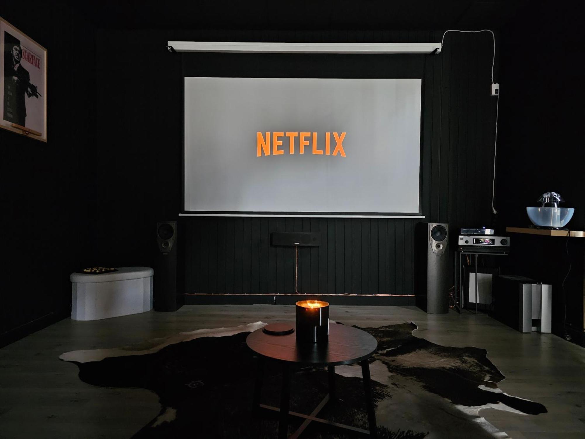 Black Box Cinema Appartement Avec Balneo เอปินาล ภายนอก รูปภาพ